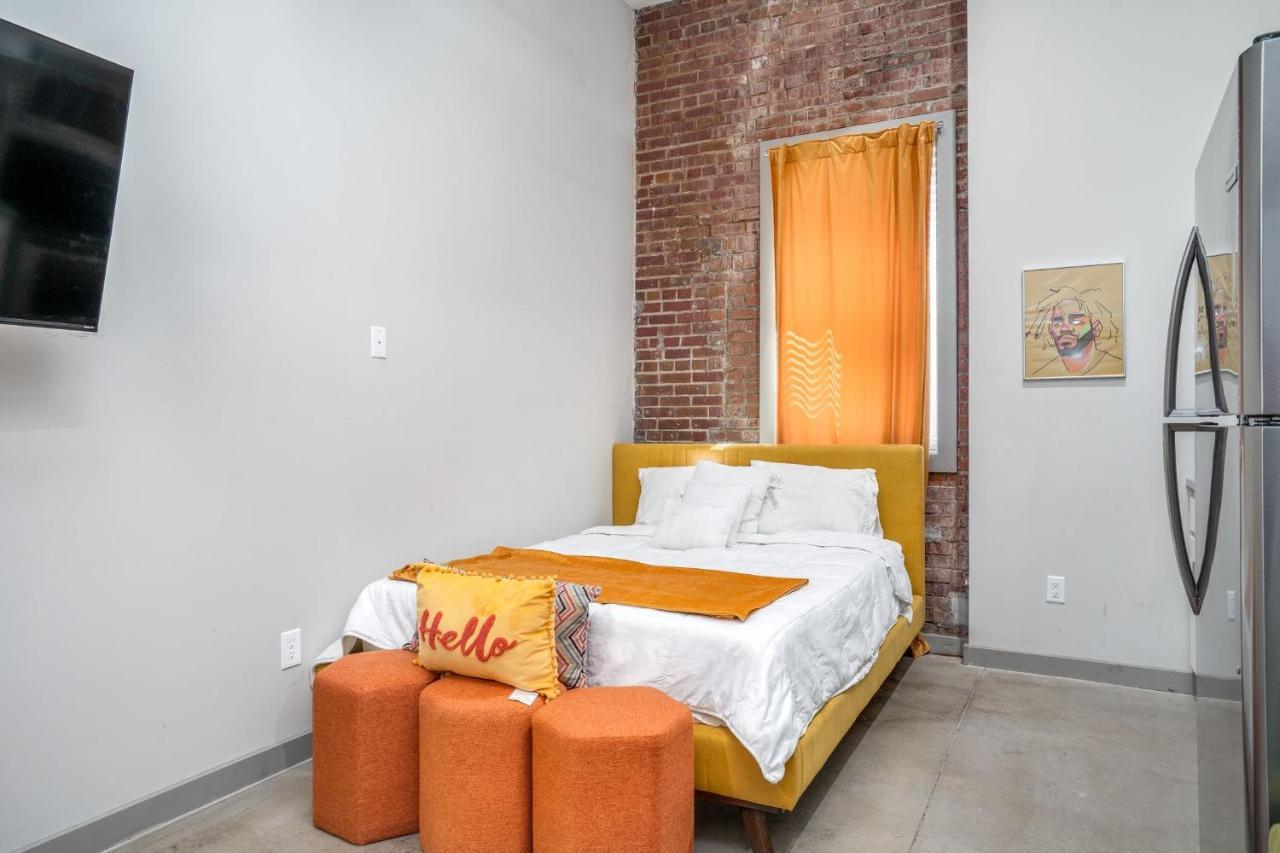 The Davis Lofts At Main Street - Unit 1E Appartement Rocky Mount Buitenkant foto