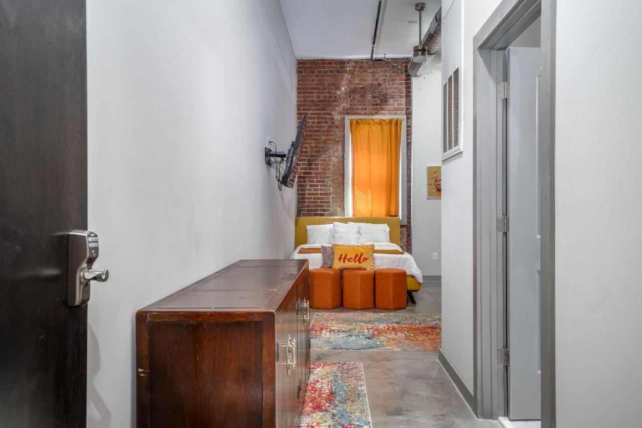 The Davis Lofts At Main Street - Unit 1E Appartement Rocky Mount Buitenkant foto